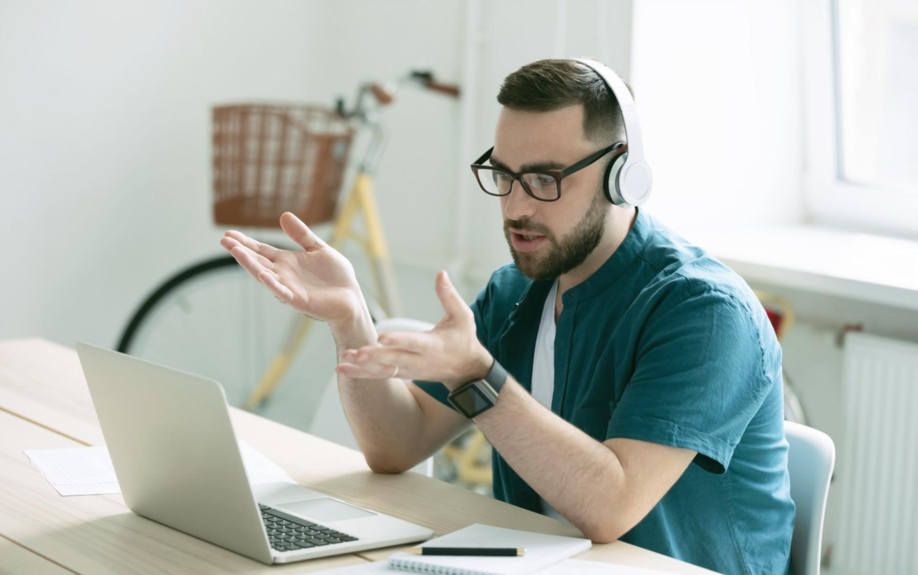 Workshop-Teilnehmer entwickeln Finanzmodelle